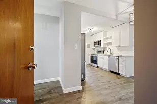 7501 Democracy Blvd, Bethesda, MD 20817 - Photo 5