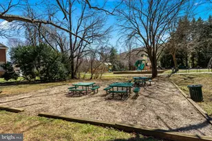 520 Casey Ln, Rockville, MD 20850 - Photo 43