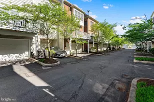 520 Casey Ln, Rockville, MD 20850 - Photo 37