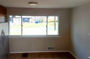 9820 Inglemere Dr, Bethesda, MD 20817 - Photo 5