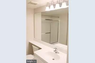 11710 Old Georgetown Road #527, North Bethesda, MD 20852 - Photo 15