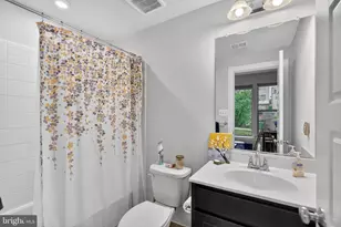5138 Longstone Way, North Bethesda, MD 20852 - Photo 25