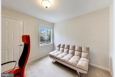 5814 Inman Park Circle #220, Rockville, MD 20852 - Photo 11