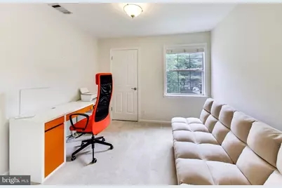 5814 Inman Park Circle #220, Rockville, MD 20852 - Photo 13