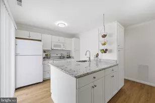 3714 Finsbury Park Dr, Silver Spring, MD 20906 - Photo 7