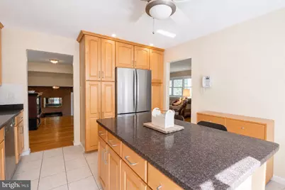 2884 Glenora Lane, Rockville, MD 20850 - Photo 11