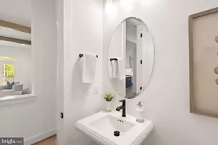 7215 Barnett Rd, Bethesda, MD 20817 - Photo 19