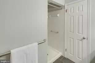 1353 Templeton Pl, Rockville, MD 20852 - Photo 19
