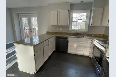 1353 Templeton Place, Rockville, MD 20852 - Photo 3