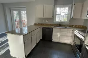 1353 Templeton Pl, Rockville, MD 20852 - Photo 3