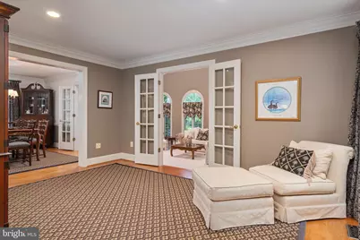 5613 Sugarbush Lane, Rockville, MD 20852 - Photo 7
