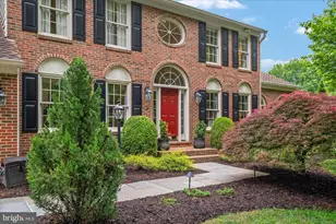 5613 Sugarbush Ln, Rockville, MD 20852 - Photo 3