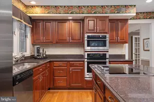 5613 Sugarbush Ln, Rockville, MD 20852 - Photo 15