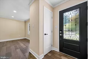24321 Log House Rd, Gaithersburg, MD 20882 - Photo 9