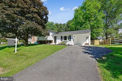 24321 Log House Road, Gaithersburg, MD 20882 - Photo 3