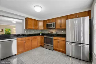 639 Coral Reef Dr, Gaithersburg, MD 20878 - Photo 5