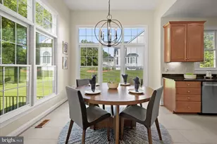16907 Harbour Town Dr, Ashton, MD 20861 - Photo 29