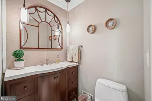7201 Barcellona Dr, Gaithersburg, MD 20879 - Photo 13