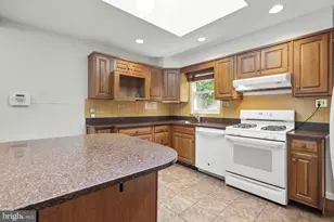 9807 Merwood Ln, Silver Spring, MD 20901 - Photo 13