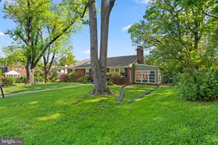9807 Merwood Ln, Silver Spring, MD 20901 - Photo 5