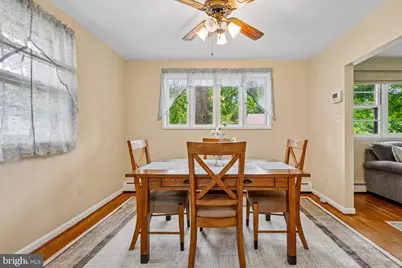 11211 Valley View Avenue, Kensington, MD 20895 - Photo 9