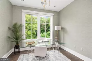 3635 Chevy Chase Lake Dr, Chevy Chase, MD 20815 - Photo 25