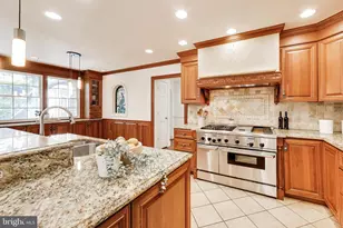 4118 Woodbine St, Chevy Chase, MD 20815 - Photo 17