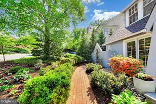 4118 Woodbine St, Chevy Chase, MD 20815 - Photo 5