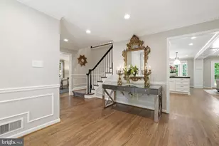 8020 River Falls Dr, Potomac, MD 20854 - Photo 3