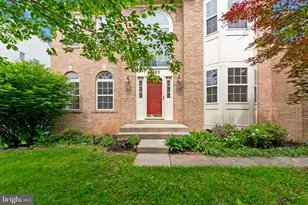 11405 Crownwood Ln, Rockville, MD 20850 - Photo 3