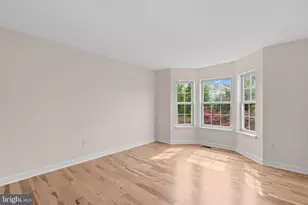 11405 Crownwood Ln, Rockville, MD 20850 - Photo 33