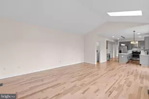 11405 Crownwood Ln, Rockville, MD 20850 - Photo 19