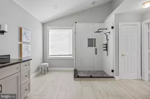 11322 Coral Gables Dr, North Potomac, MD 20878 - Photo 29