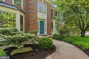 11322 Coral Gables Dr, North Potomac, MD 20878 - Photo 3