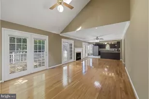 8322 Cottage Hill Ct, Gaithersburg, MD 20877 - Photo 15