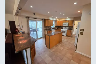 8120 Paisley Place, Potomac, MD 20854 - Photo 11