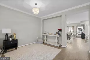121 Copley Cir, Gaithersburg, MD 20878 - Photo 21