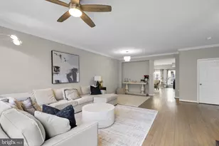 121 Copley Cir, Gaithersburg, MD 20878 - Photo 19