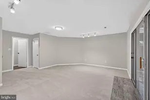 20202 Waterside Dr, Germantown, MD 20874 - Photo 23