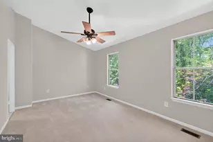 20202 Waterside Dr, Germantown, MD 20874 - Photo 13