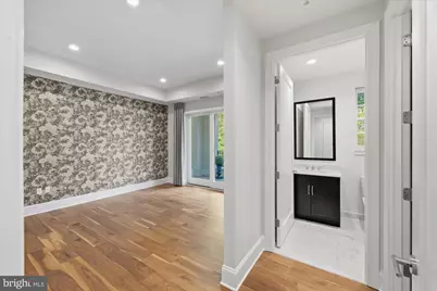 8121 River Road #423, Bethesda, MD 20817 - Photo 47