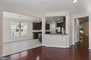 23037 Spicebush Dr, Clarksburg, MD 20871 - Photo 15