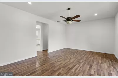 24000 Clarksburg Road, Clarksburg, MD 20871 - Photo 9
