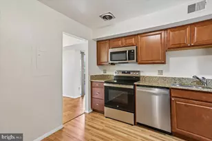 5809 Edson Ln, Rockville, MD 20852 - Photo 15