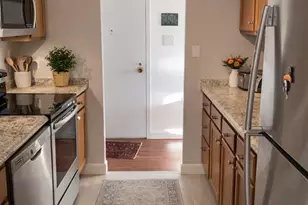 9701 Fields Rd, Gaithersburg, MD 20878 - Photo 5