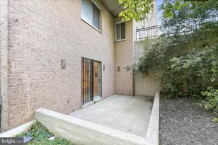 1900 Lyttonsville Rd, Silver Spring, MD 20910 - Photo 11