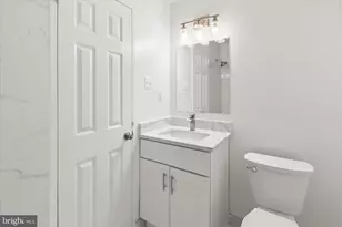 1900 Lyttonsville Rd, Silver Spring, MD 20910 - Photo 19