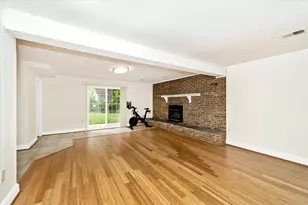 15204 Aylesbury St, Silver Spring, MD 20905 - Photo 17