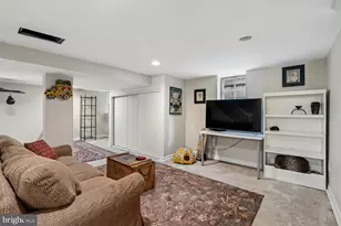 254 Park Ave, Takoma Park, MD 20912 - Photo 37