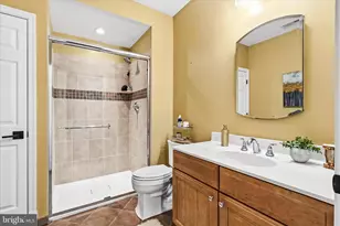 10107 Daphney House Way, Rockville, MD 20850 - Photo 61